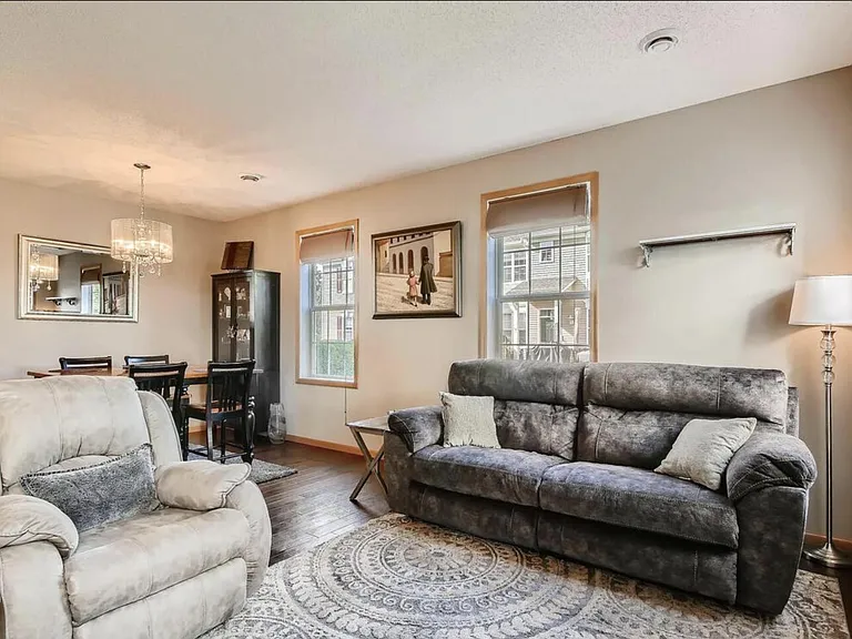 10997 Oak Grove Cir — Photo 3
