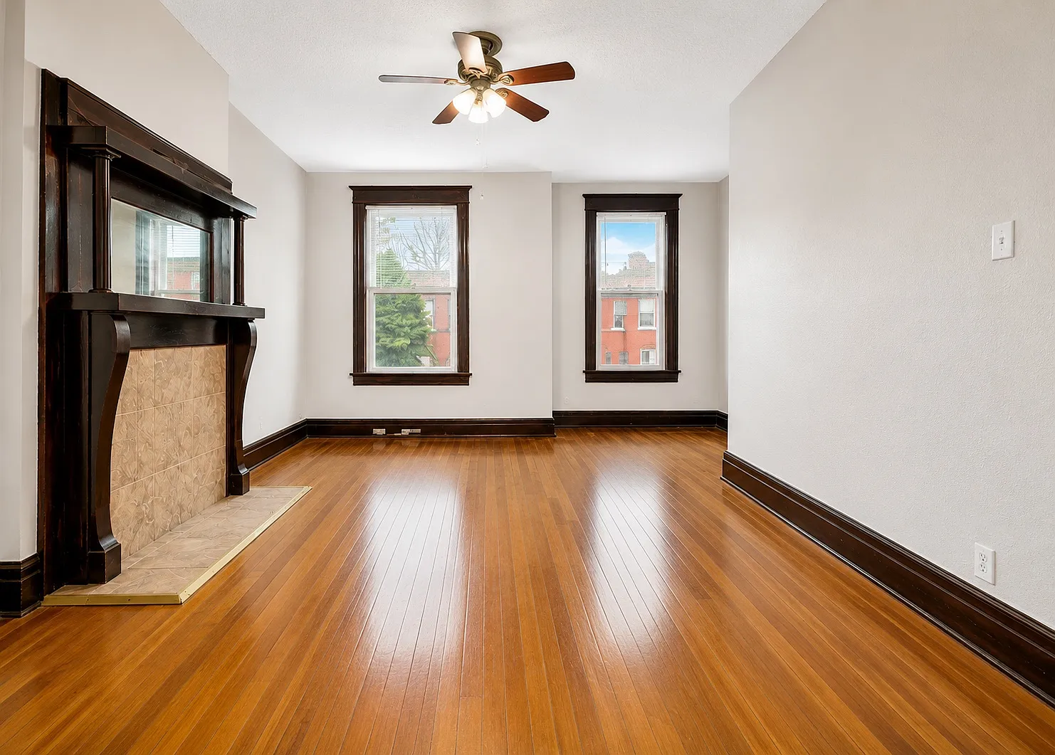 2 bed, $950 — Photo 3