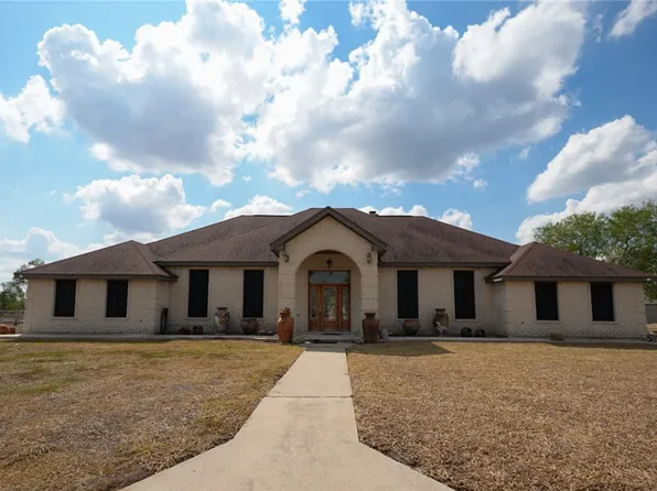 240 County Road 2112, Alice, TX 78332