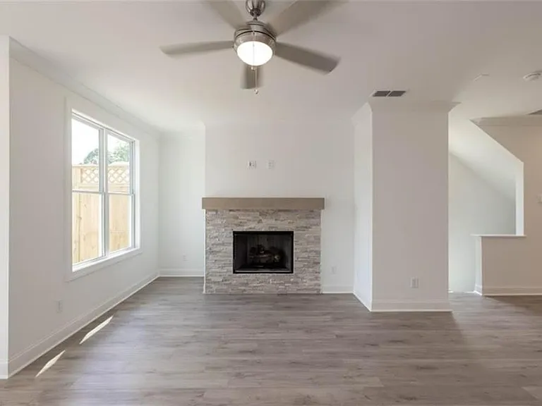 5209 Riden Ct — Photo 10