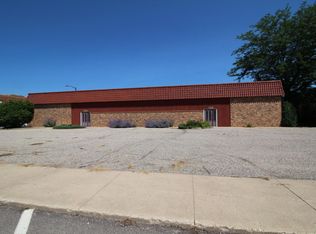 703 1st Ave S, Estherville, IA 51334