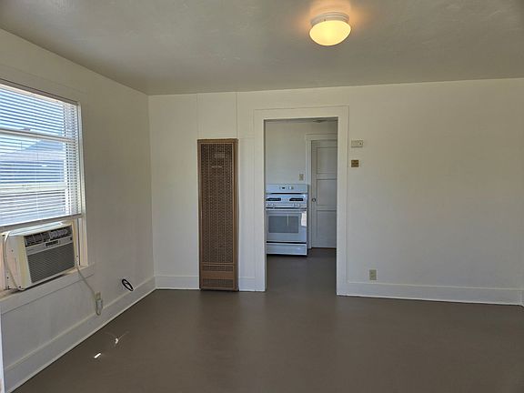 2nd image of 1111 Kenwood Ave