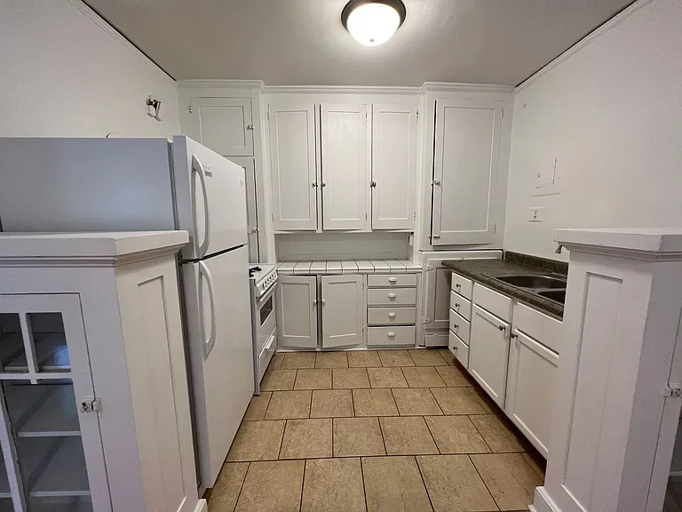 Grand Heritage Apartments — Photo 8