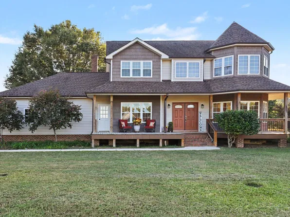 1616 Farm Tractor Run, Willow Spring, NC 27592