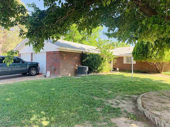 2nd image of 3117 Delicado Dr