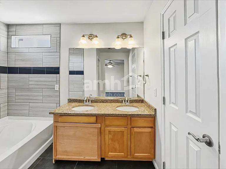 5046 Pelican St — Photo 11