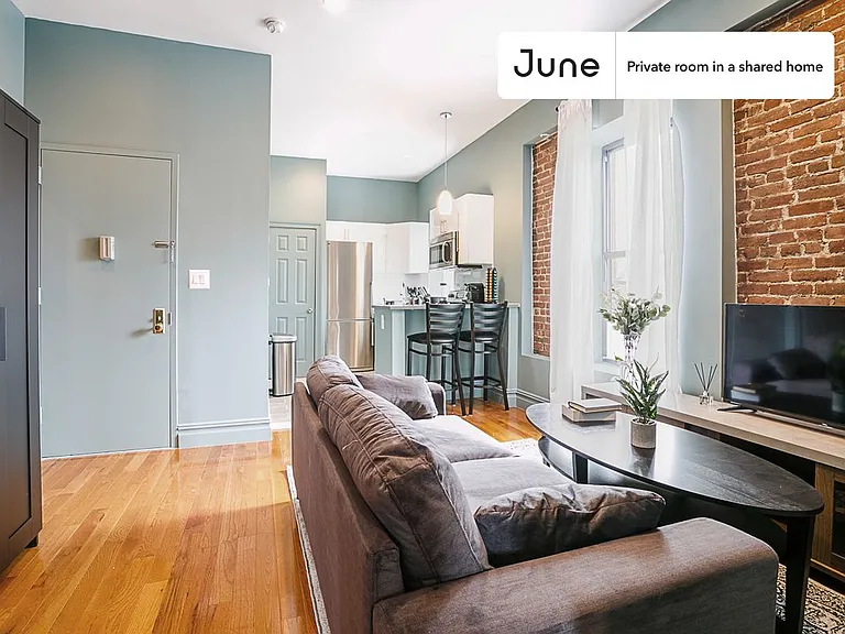 941 Columbus Ave #B — Photo 4