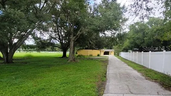 5 bed, 3.0 bath, 3817 sqft, $3,750 — Photo 3
