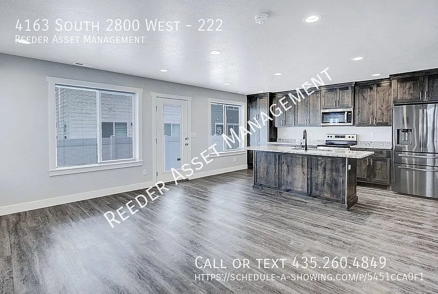 Beautiful Home in Roy 3 beds 2.5 bathrooms — Photo 2