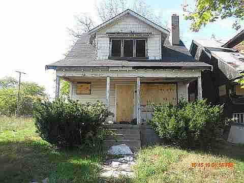 9735 American