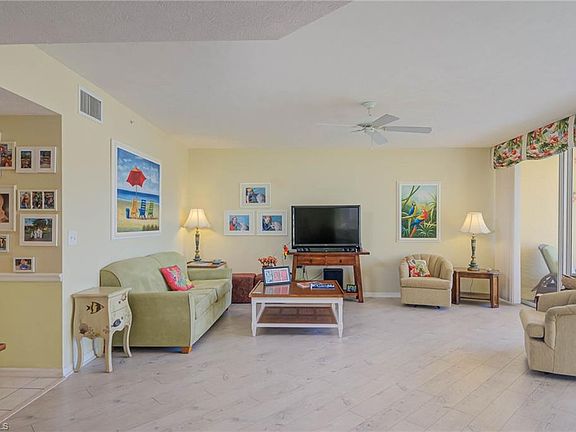 4th image of 19851 Breckenridge DR #106