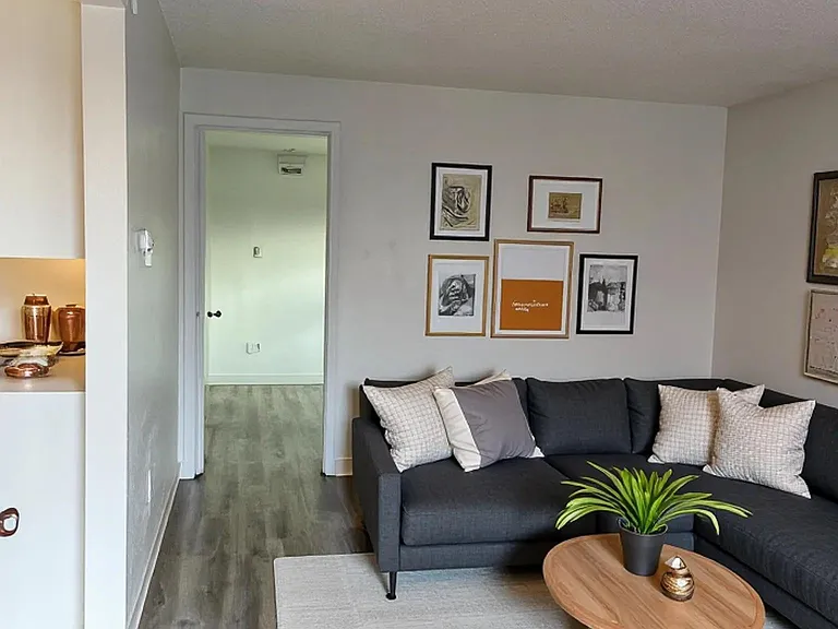 Heritage Park Apartments — Photo 21