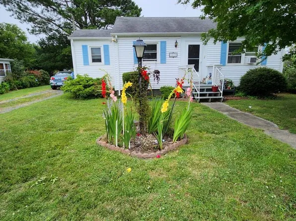 4243 Adron St, Exmore, VA 23350