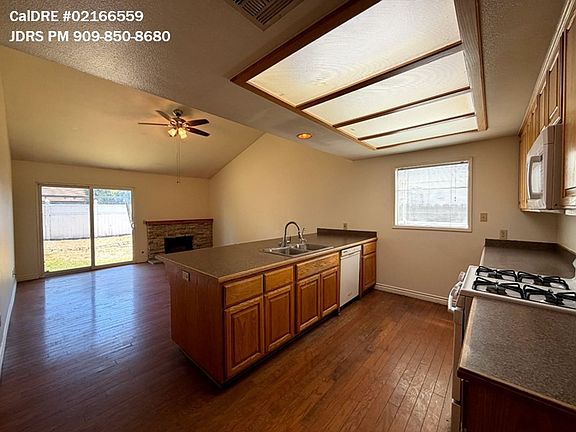 5th image of 13383 Netzley Pl
