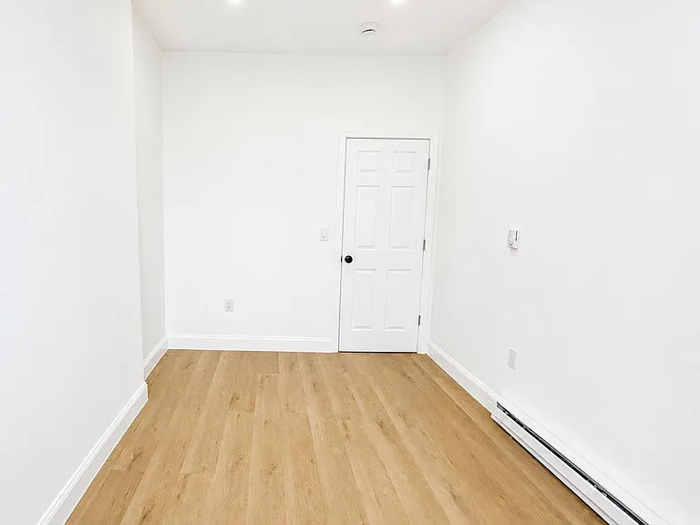 428 56th St #2 — Photo 12