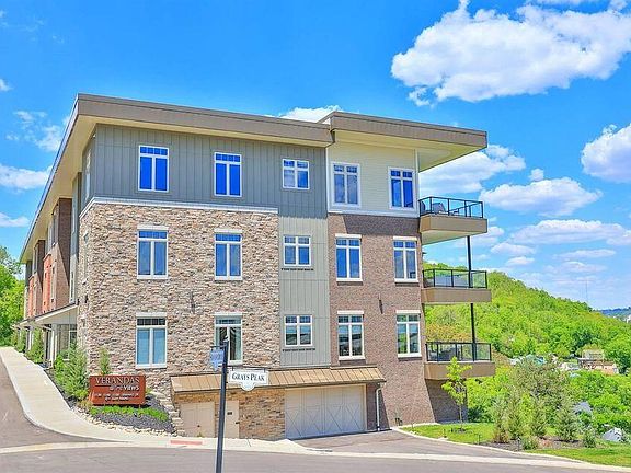 2nd image of 1140 Shavano Dr #14