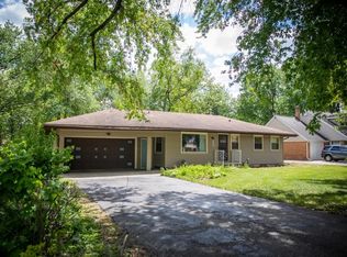 1865 Chippewa Trl, Beloit, WI 53511