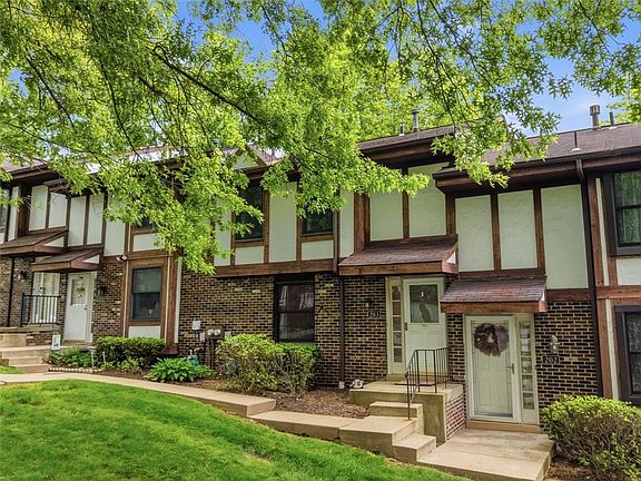 4th image of 203 Sheffield Ct