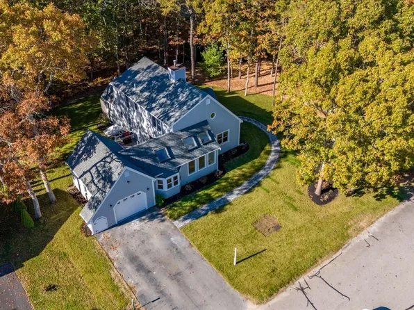 15 Square Rigger Ln, Barnstable, MA 02630