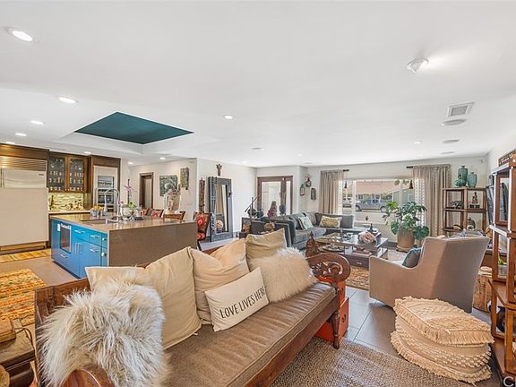 5th image of 16341 Hollywood Ln