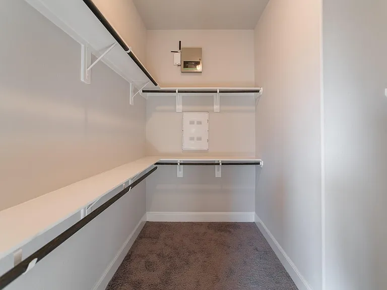 10054 Preserve Way — Photo 28