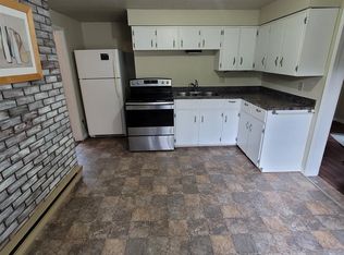 27369 Bell Ave #B, Maple Ridge, BC V2W1R7