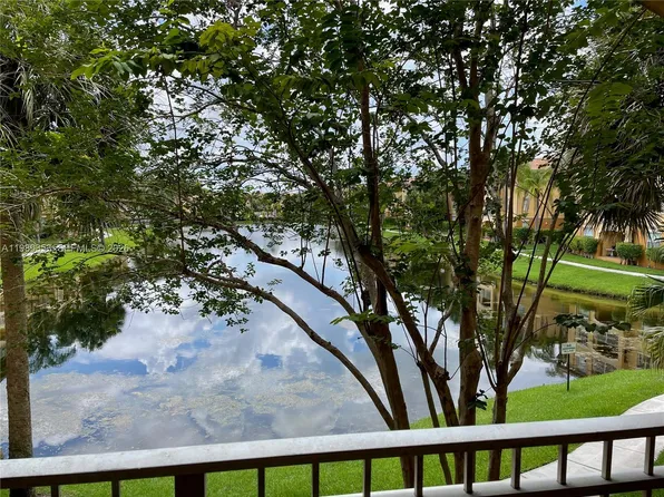 150 96th Ave #9207, Hollywood, FL 33024