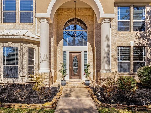 3rd image of 9011 Avebury Stone Cir
