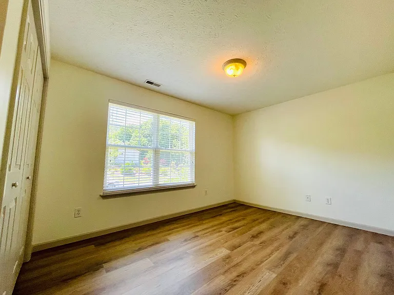 5402 N Alyssa Dr — Photo 13