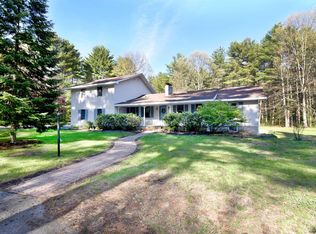 4 Stevens Rd, Queensbury, NY 12804
