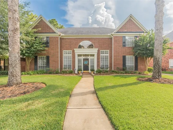 1319 Breezy Bend Dr, Katy, TX 77494