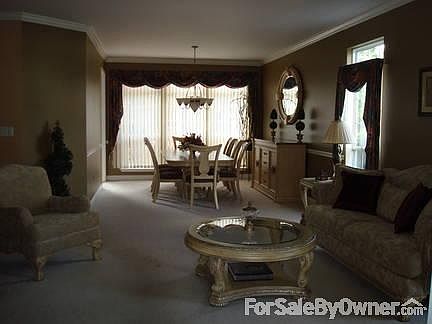 Formal Living Room/Dining Room
