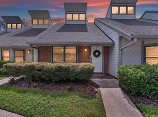 5205 Oak Charter Ct, Temple Terrace, FL 33617