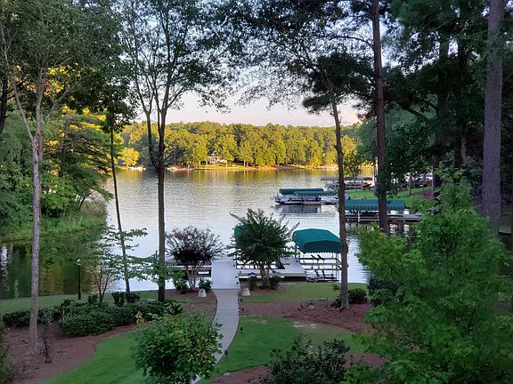 5th image of 1021 Augusta National Ct