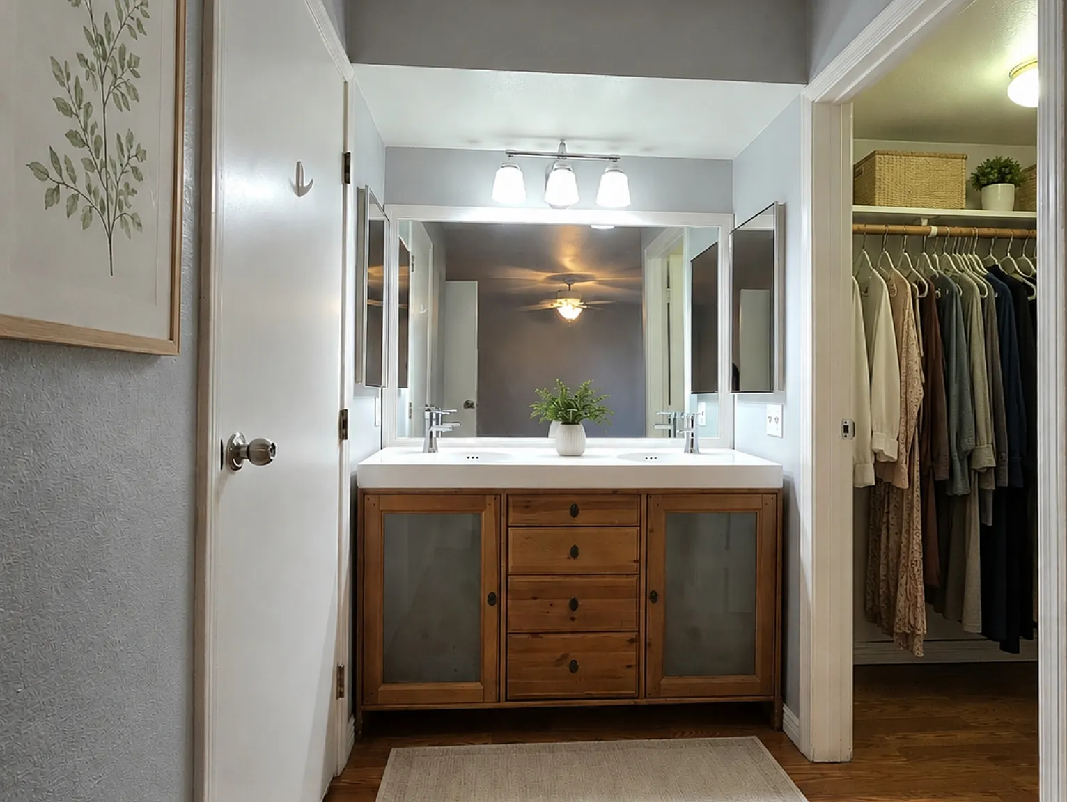 4 bed, 2.5 bath, 1342 sqft, $2,195 — Photo 3