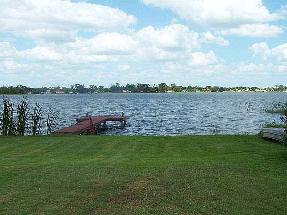 Beautiful Lake front