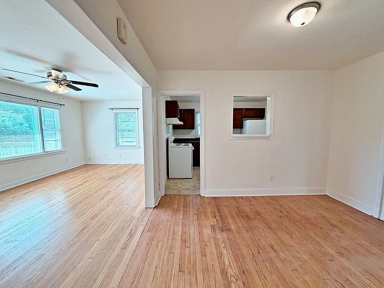 4838 Stanley Dr — Photo 19