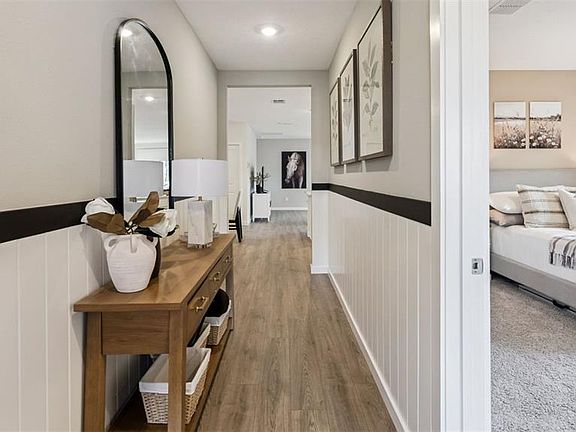 2nd image of 2869 House Finch Rd