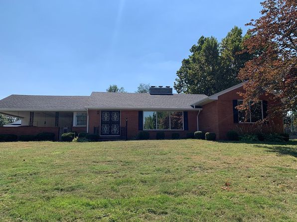 1424 College Dr
