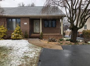 2384 Meadow Ct, Harrisonburg, VA 22801