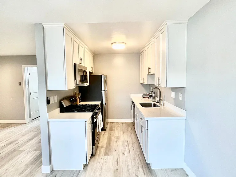 1113 Haddon Dr #1 — Photo 3