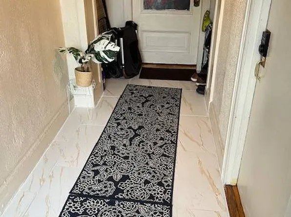 1168 East 38th Street image 2 of 22