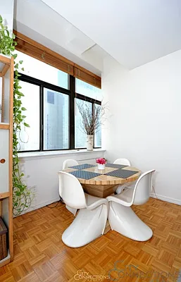 Rented by City Connections Realty | media 20