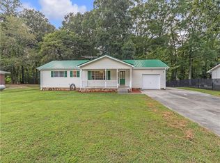 119 Deer Park Ln, Calhoun, GA 30701