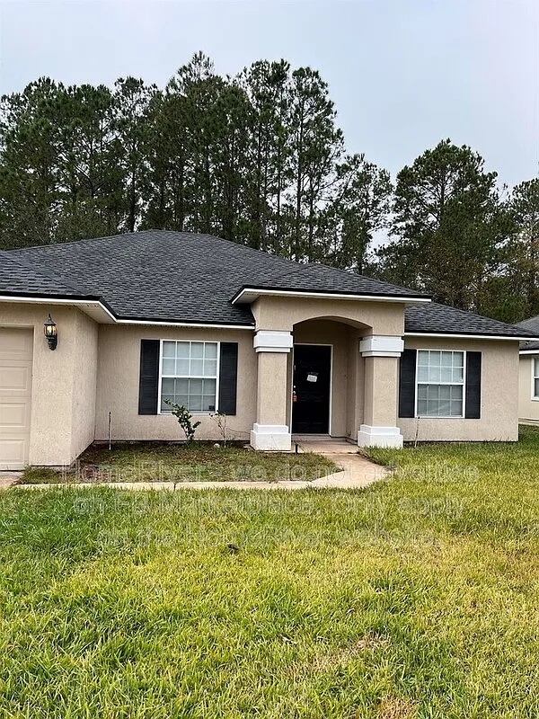 4 bed, 2.0 bath, 2062 sqft, $2,195 — Photo 1
