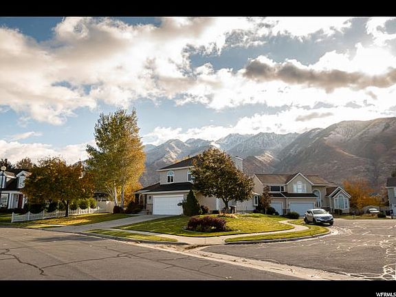2nd image of 11583 S Oakshire Ln