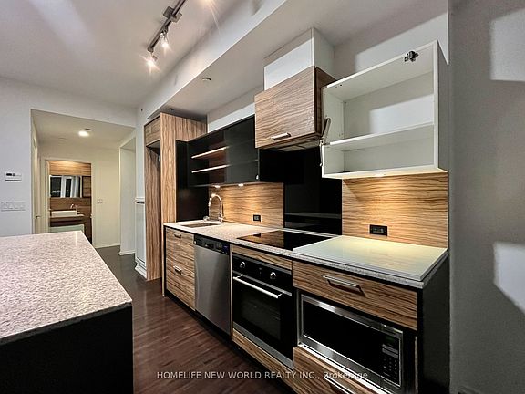 5th image of 75 Saint Nicholas St #707