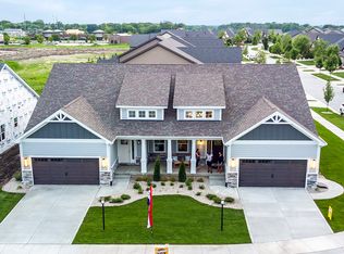 10786 Walnut Dr, Saint John, IN 46373
