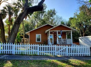 202 E Howry Ave, Deland, FL 32724