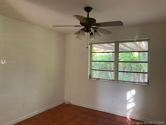 4th image of 261 190th St